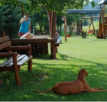 Sustiak Vendégház 3*