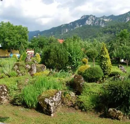 Guest house Sustiak 3*