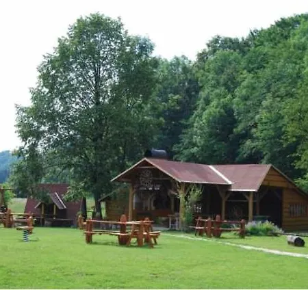 Sustiak Guest house 3*