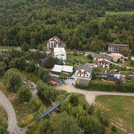 Sustiak Guest house 3*