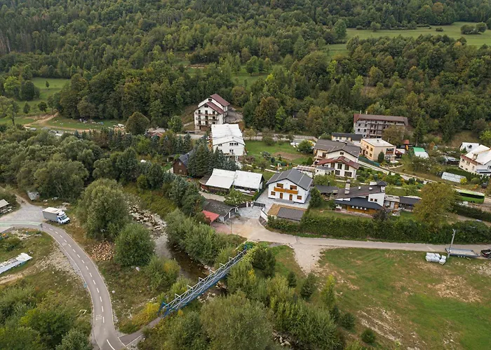 Sustiak Guest house 3*